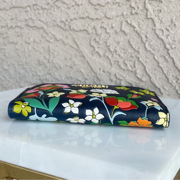 KATE SPADE Navy Pink Embossed Floral Garden Flower Bed Small Slim Bifold Wallet - Picture 11 of 16